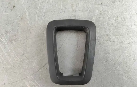Volvo XC60 Engine bonnet (hood) release handle 39824845