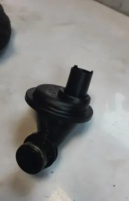 Audi A6 S6 C7 4G Oil sump strainer pipe 059115103R