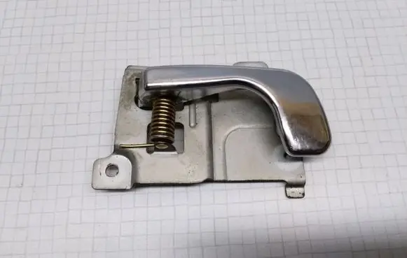 Mitsubishi Galant Front door interior handle