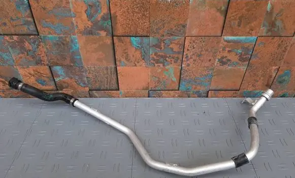 BMW XM Engine coolant pipe/hose 9874297 64219874297