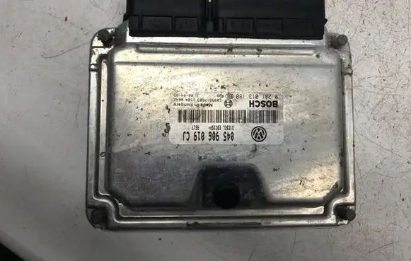 Skoda Praktik (5J8) Engine control unit/module 045906019CJ 0281013180