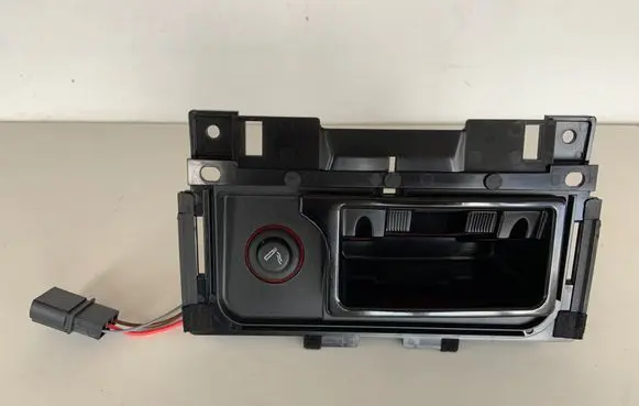 Audi A7 S7 4G Ashtray (front) 4G0857951A