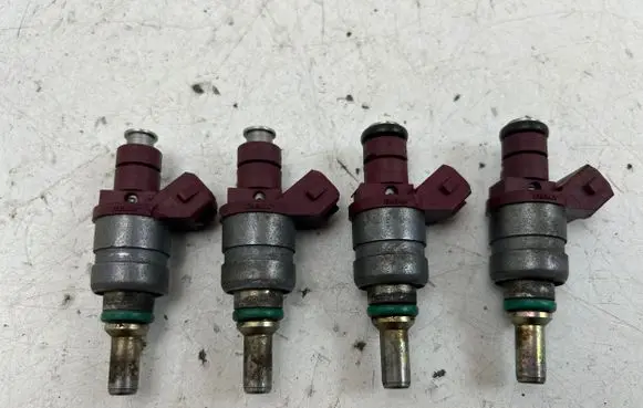 Mercedes-Benz Sprinter W906 Fuel injector A2710780023