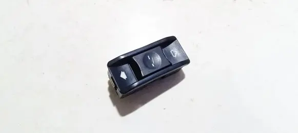 BMW 5 E39 Sunroof switch 61318352182 03015000
