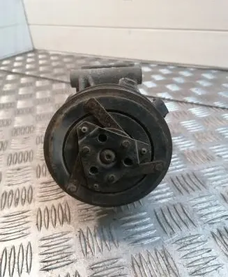 Renault Scenic II - Grand scenic II Air conditioning (A/C) compressor (pump) 8200309193 01140018