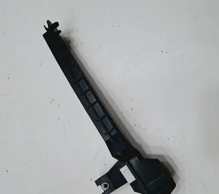 Peugeot 5008 II Rear door window/glass frame 9813074380