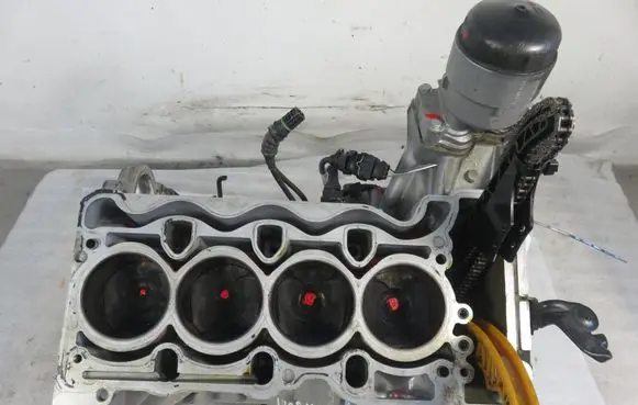 BMW 1 E81 E87 Engine block N43B16A