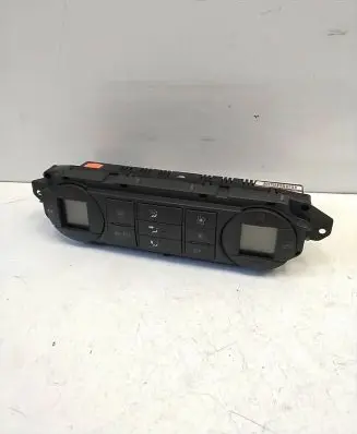 Ford Focus C-MAX Climate control unit 3M5T18C612AH