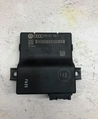 Audi A4 S4 B8 8K Gateway control module 8R0907468C