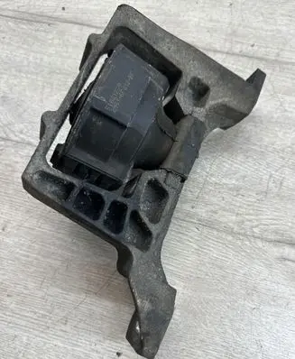 Ford Focus Engine mount bracket 3M516F012BF 51821259