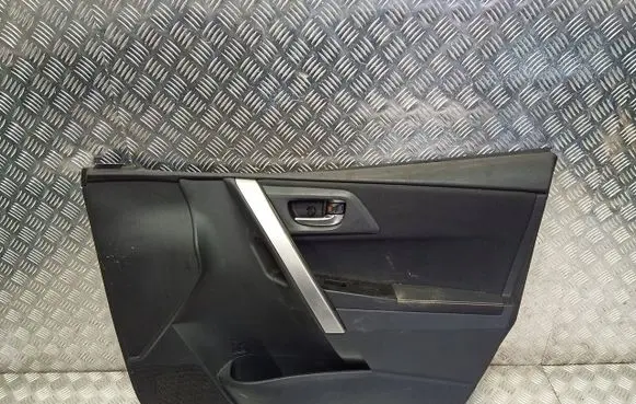 Toyota Auris E180 Sliding door card 