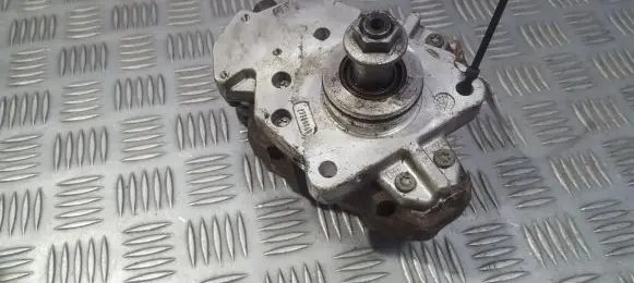 Renault Laguna II Fuel injection high pressure pump 8200170377 0443010033