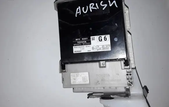 Toyota Auris 150 Comfort/convenience module 8922102321