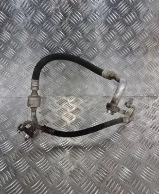 Opel Insignia A Air conditioning (A/C) pipe/hose 13220111