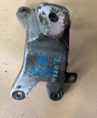 Audi A5 8T 8F Engine mounting bracket 8K0199308BD