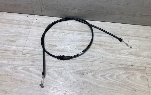Mercedes-Benz C W204 Engine bonnet/hood lock release cable A2048800559