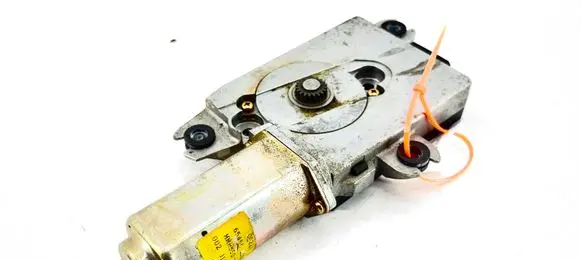 Subaru Forester SF Sunroof motor/actuator 65450FC000