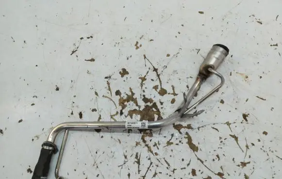 Volvo XC40 Fuel line pipe 32142871