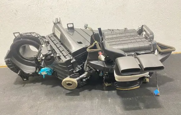 Audi Q7 4L Interior heater climate box assembly 4L1820003J 52409092 A011570
