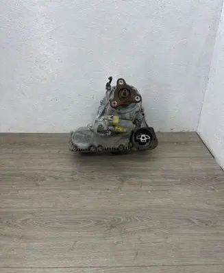 BMW 3 E90 E91 Gearbox transfer box case 7613152 7537077