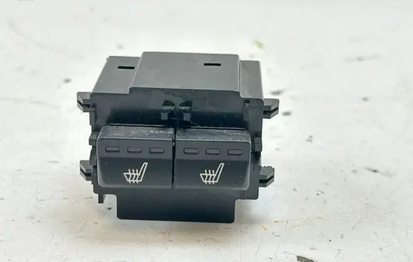 Volvo V40 Cross country Seat heating switch 30659480