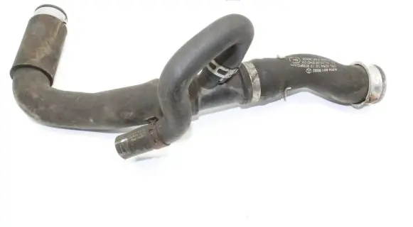Mercedes-Benz C W204 Engine coolant pipe/hose A2045010282