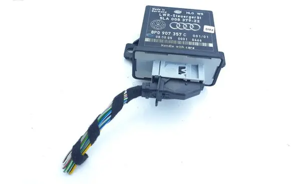 Audi A6 S6 C6 4F Light module LCM 8P0907357C 5LA00837922