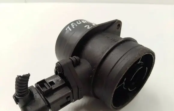 Volkswagen Touareg I Mass air flow meter 074906461B 0281002461