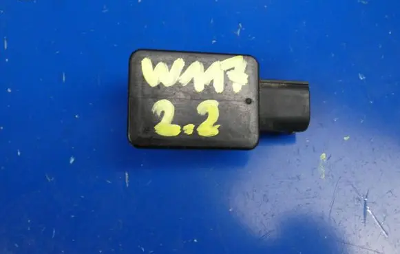 Mercedes-Benz CLA C117 X117 W117 Air quality sensor A2045420218 50MG0101