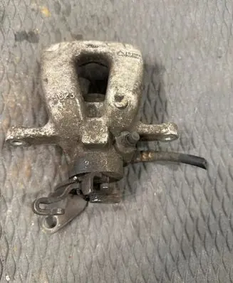 Alfa Romeo 159 Rear brake caliper