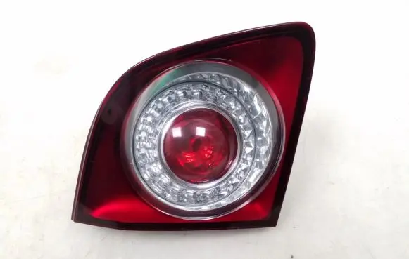 Tailgate rear/tail lights