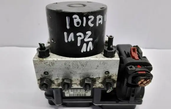 Seat Ibiza III (6L) ABS Pump 6Q0614117Q
