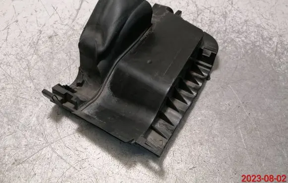 Mercedes-Benz GL X166 other engine part a1666820123