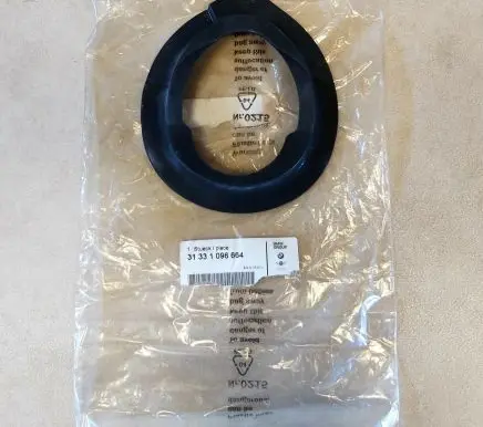 BMW 5 E39 Front coil spring rubber mount 31331096664 1096664