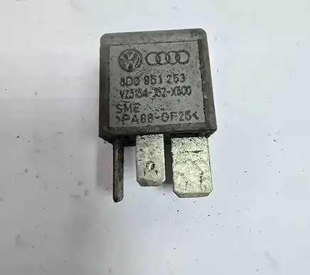 Volkswagen Polo III 6N 6N2 6NF Other relay 8D0951253 1234520300