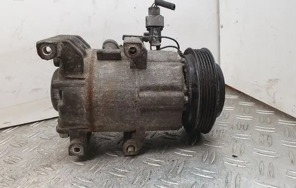 KIA Sportage Air conditioning (A/C) compressor (pump) F500DX9FA03