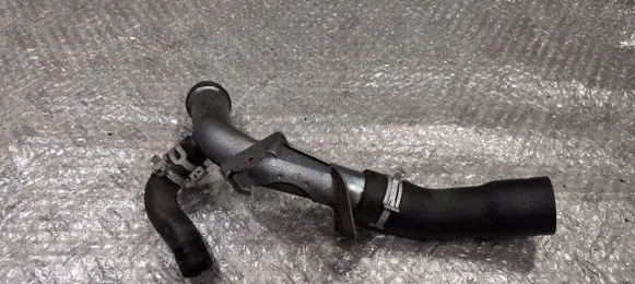Renault Trafic II (X83) Engine coolant pipe/hose 8200801589