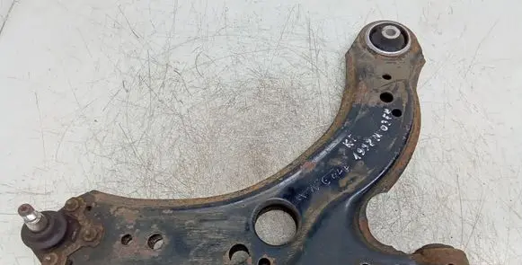 Volkswagen Golf IV Front lower control arm/wishbone