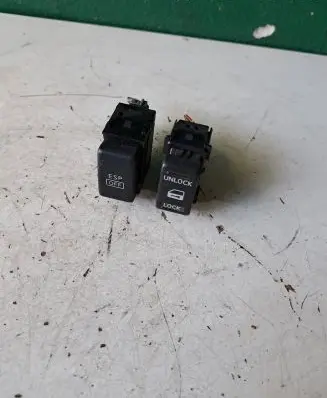 Nissan Pathfinder R51 Other switches/knobs/shifts L9FF