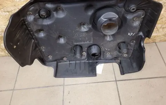 Hyundai Tucson JM Engine cover (trim)