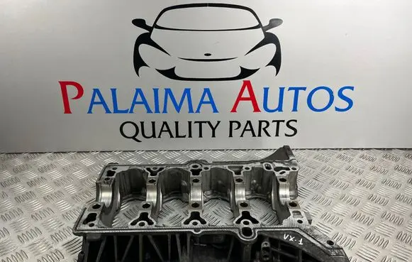 Opel Zafira C Engine block 55569916GC