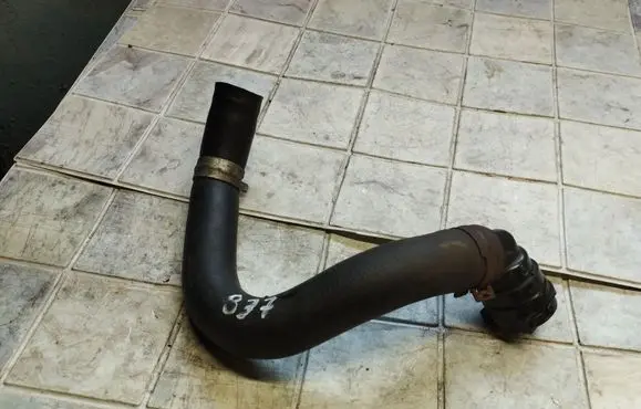 Honda FR-V Intercooler hose/pipe