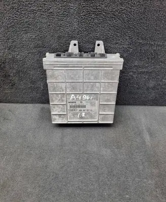 Audi A4 S4 B5 8D Engine control unit/module 8D0907557CX 0261203938