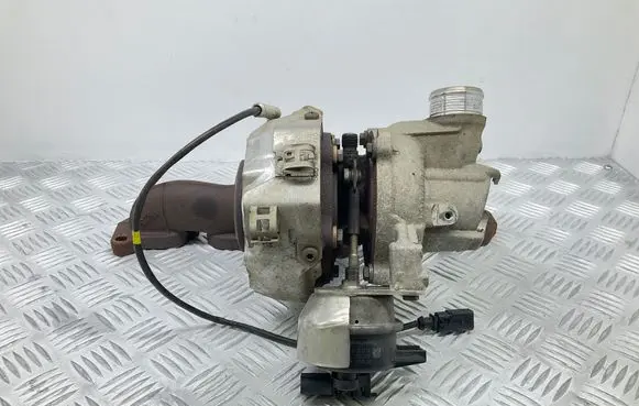 Volkswagen PASSAT B8 Turbo 04L253016F