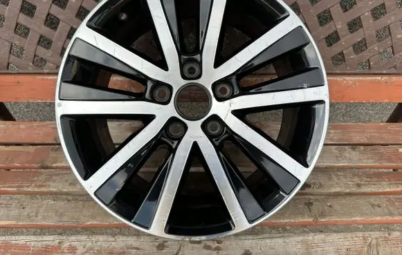 Volkswagen Multivan T5 R17 alloy rim 