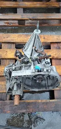Renault Laguna II Manual 4 speed gearbox 7100573