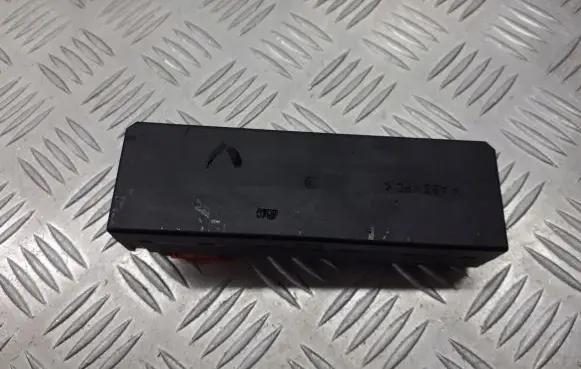 Mercedes-Benz C W202 Fuse box set 0005400072