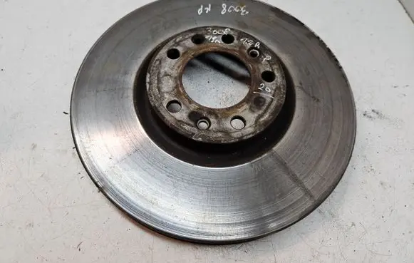 Peugeot 3008 II Front brake disc