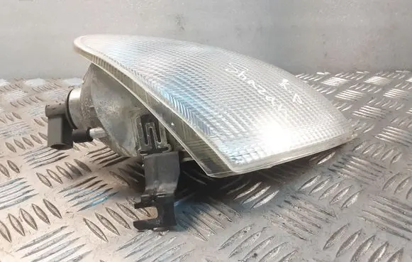 Volkswagen Sharan Front indicator light 0311325001