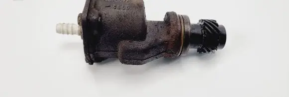 Volkswagen PASSAT B5 Vacuum pump 028207A